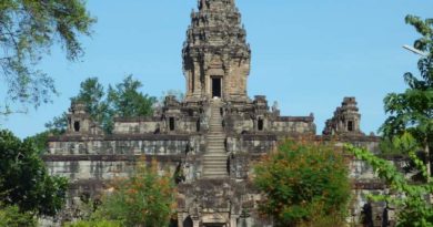 Album Roulos Group - Angkor - Cambodia