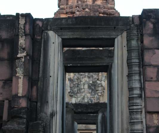 018 Entrance to the Central Pagoda Thumb