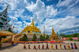 Anh Myanmar Theravada 124