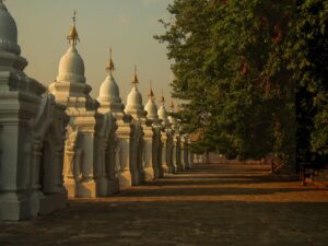 Anh Myanmar Theravada 751