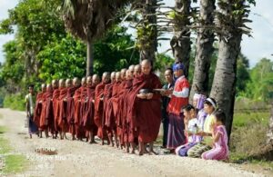 Anh Myanmar Theravada 806