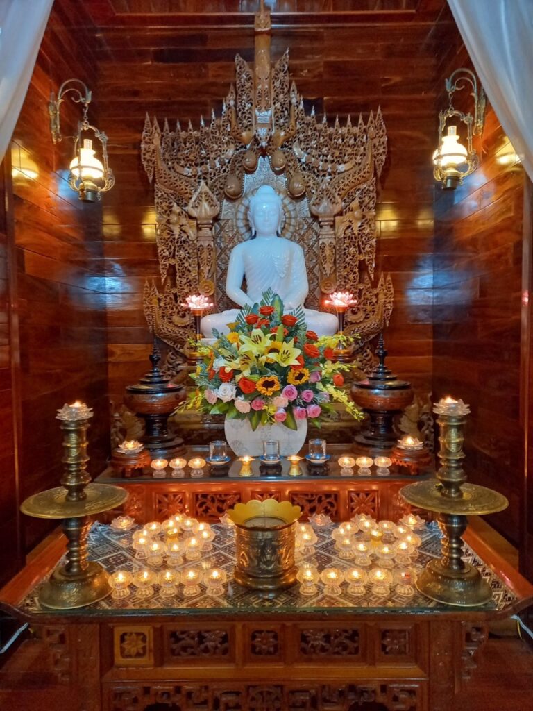 Buddha Sima Chanh Phap Dang